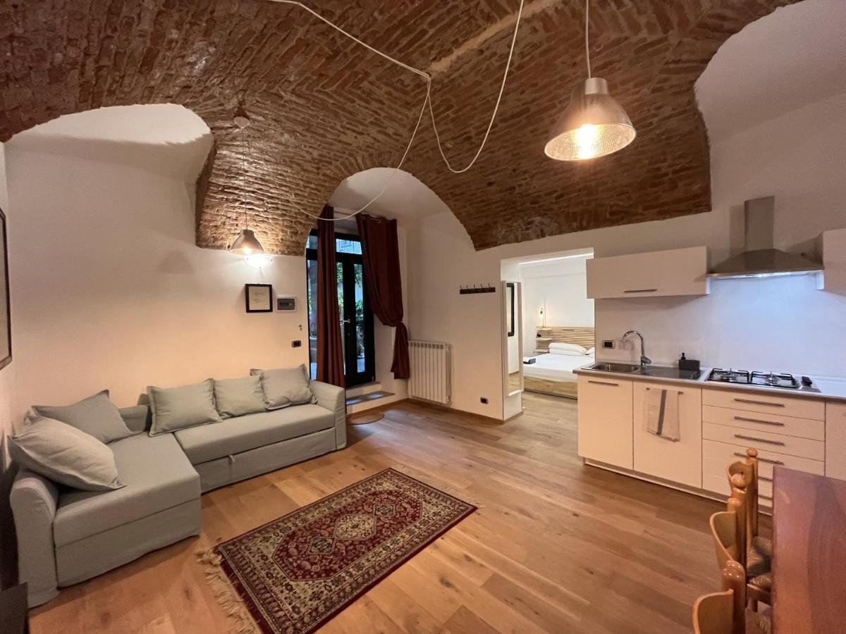 Suite The Brick - Host By Traveller'S Nest Турин Екстер'єр фото