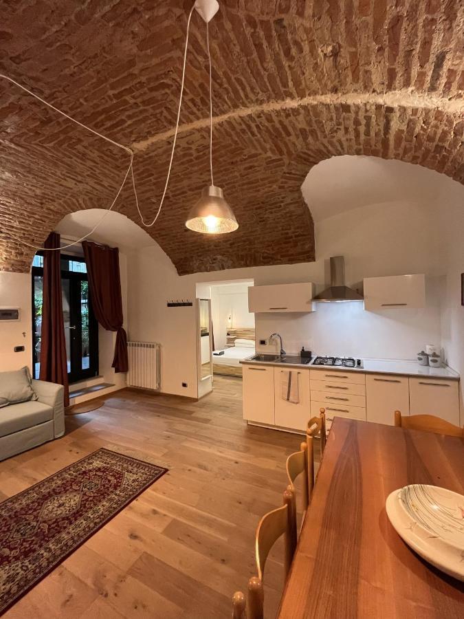 Suite The Brick - Host By Traveller'S Nest Турин Екстер'єр фото
